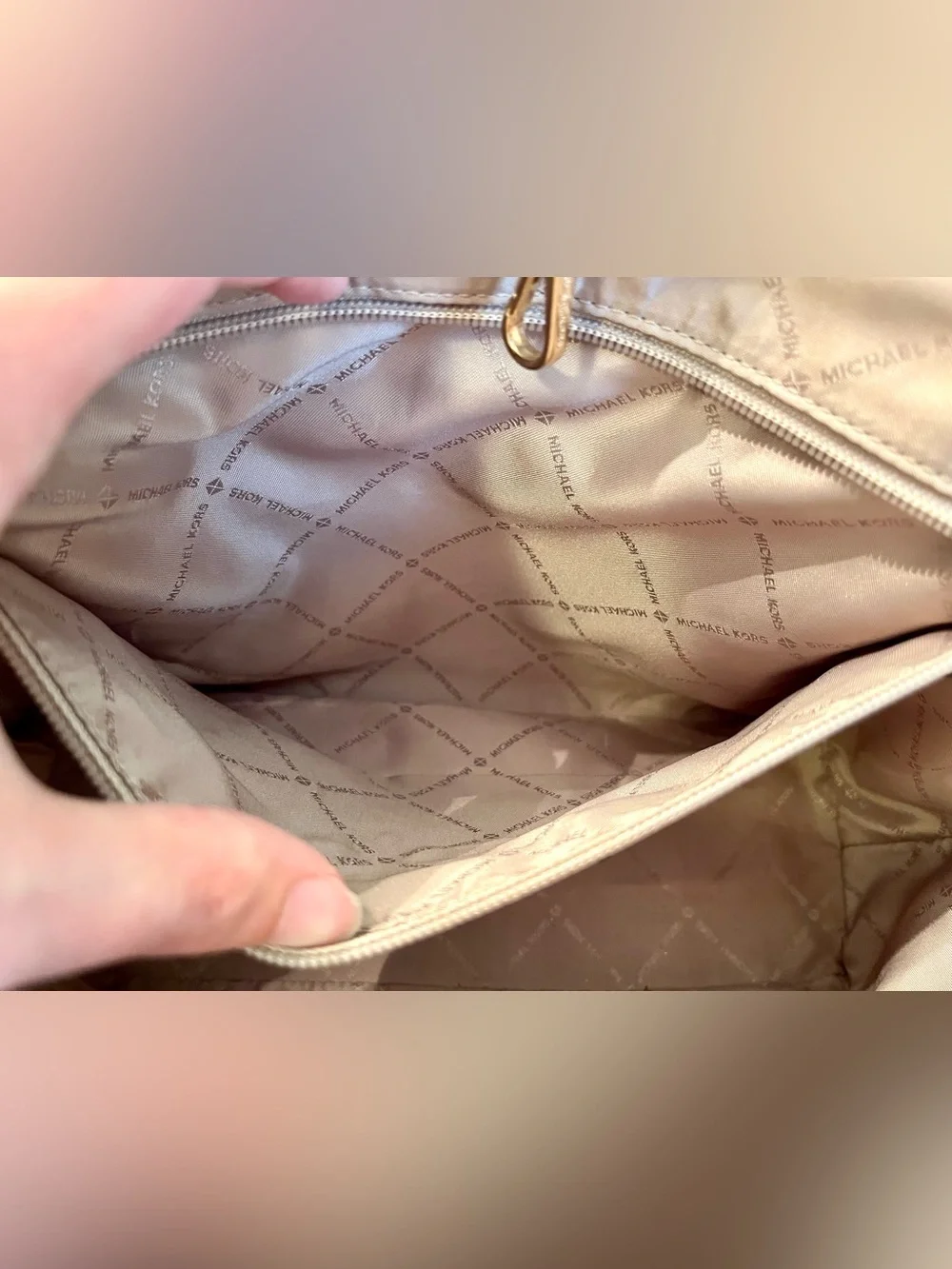 Michael Kors Jet Set Charm Gold Star Tote
